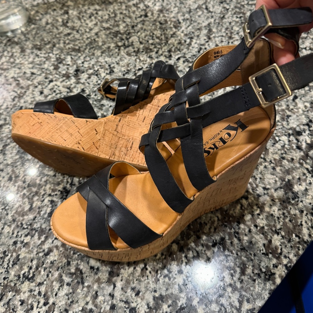 Korks by Kork-Ease Black 'Monroe' Women's Leather Wedge Sandal: Size 9